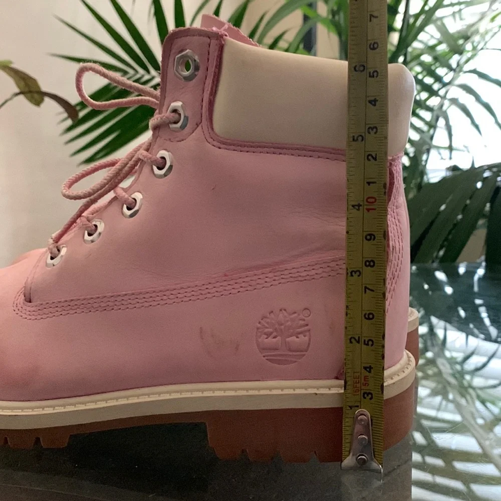 TIMBERLAND Premium 6-Inch Waterproof Boot (WMS SIZE 7)